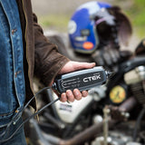 CTEK 40-310 CT5 Powersport Batterieladegerät 12V Motorrädern, Rollern, Quadbikes